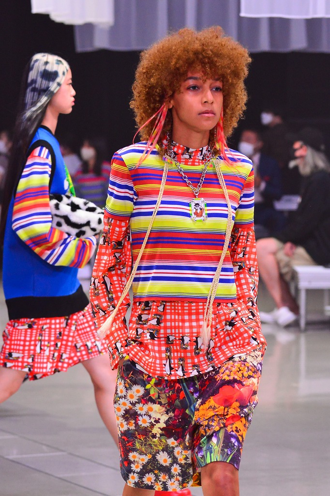 wataru tominaga シースルー WATARU TOMINAGA(ワタルトミナガ) シースルー総柄ワンピース